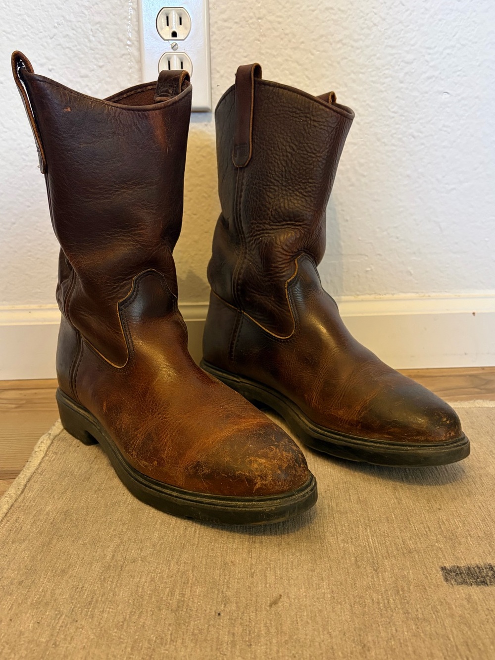 Red Wing Boots Pecos Pull-on Soft Toe Size 9 1/2 1133 Made in USA Work Boots EUC
